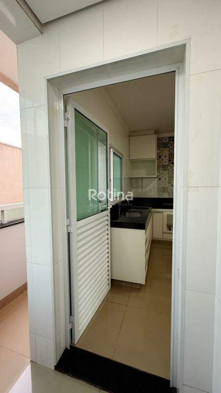 Apartamento à venda, 3 quartos em Uberlândia no bairro Tibery no valor de R$ 600.000,00 - Rotina Imobiliária: 