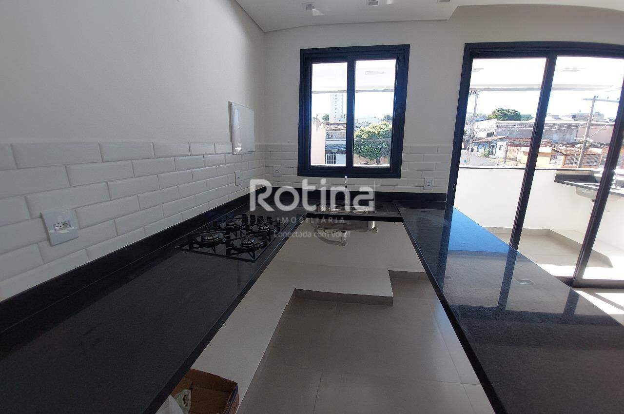 Apartamento para alugar, 2 quartos em Uberlândia no bairro Daniel Fonseca no valor de R$ 2.000,00 - Rotina Imobiliária: 