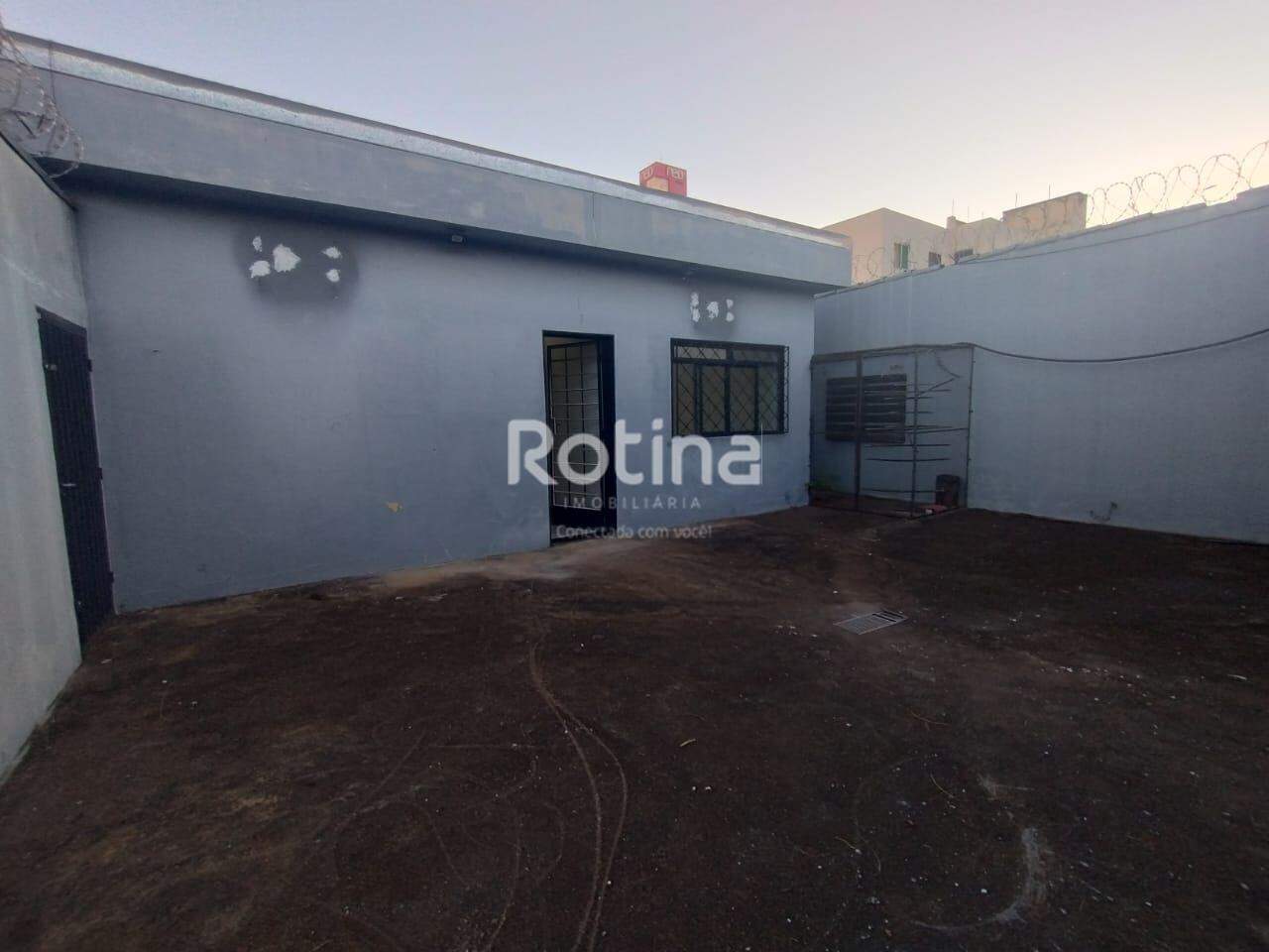 Casa Comercial para alugar, 2 quartos em Uberlândia no bairro Brasil no valor de R$ 5.900,00 - Rotina Imobiliária: 