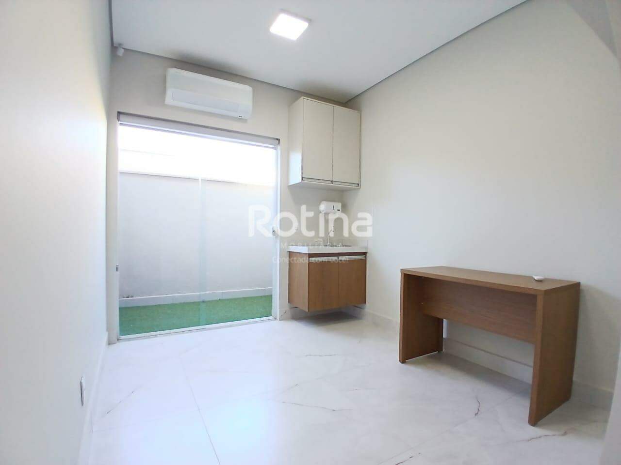 Sala para alugar, em Uberlândia no bairro Lídice no valor de R$ 1.750,00 - Rotina Imobiliária: 