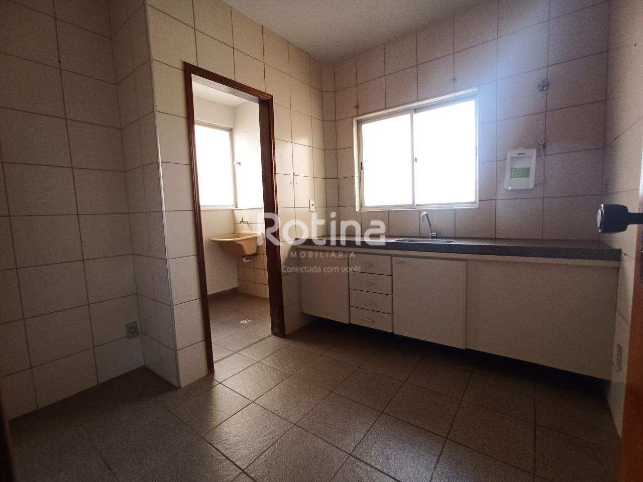 Apartamento para alugar, 2 quartos em Uberlândia no bairro Saraiva no valor de R$ 1.450,00 - Rotina Imobiliária: 