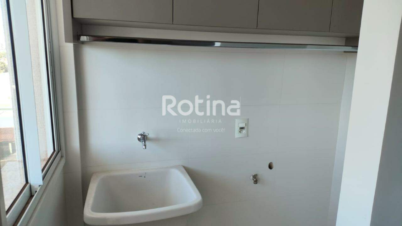 Apartamento para alugar, 2 quartos em Uberlândia no bairro Santa Mônica no valor de R$ 2.500,00 - Rotina Imobiliária: 