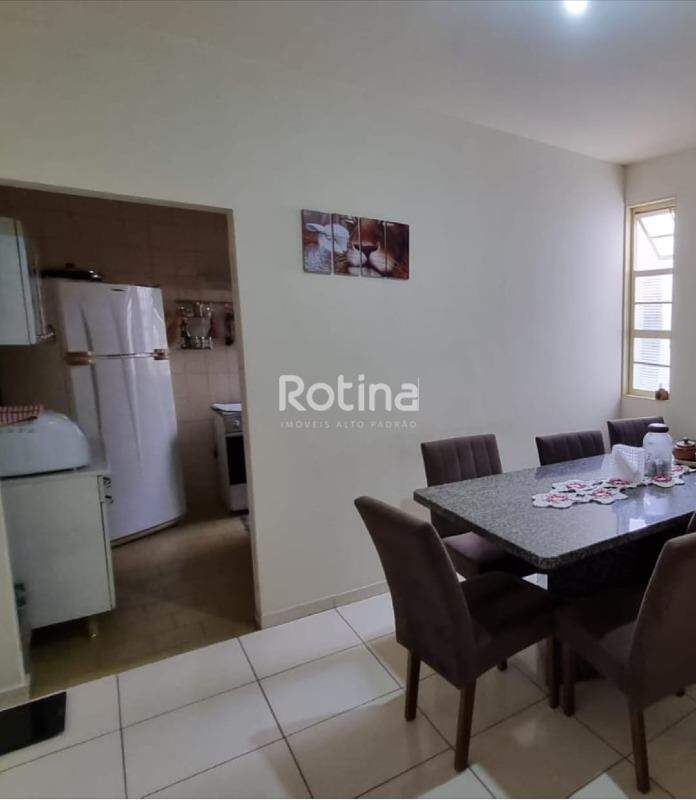 Apartamento à venda, 3 quartos em Uberlândia no bairro Bom Jesus no valor de R$ 300.000,00 - Rotina Imobiliária: 