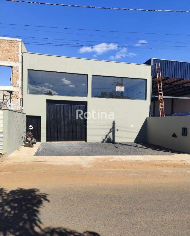 Galpão para alugar, em Uberlândia no bairro Laranjeiras no valor de R$ 4.500,00 - Rotina Imobiliária: 