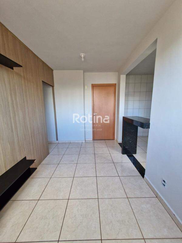 Apartamento para alugar, 2 quartos em Uberlândia no bairro Patrimônio no valor de R$ 1.800,00 - Rotina Imobiliária: 