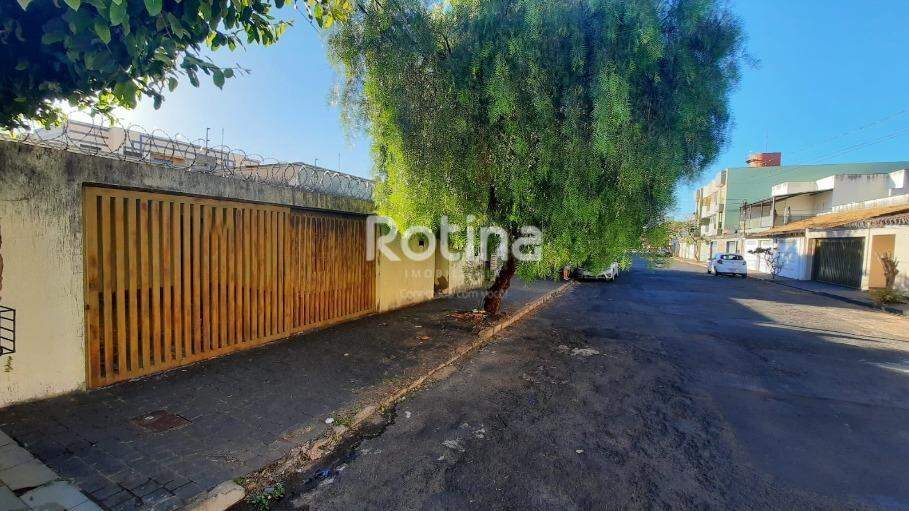 Terreno à venda, em Uberlândia no bairro Santa Mônica no valor de R$ 585.000,00 - Rotina Imobiliária: 