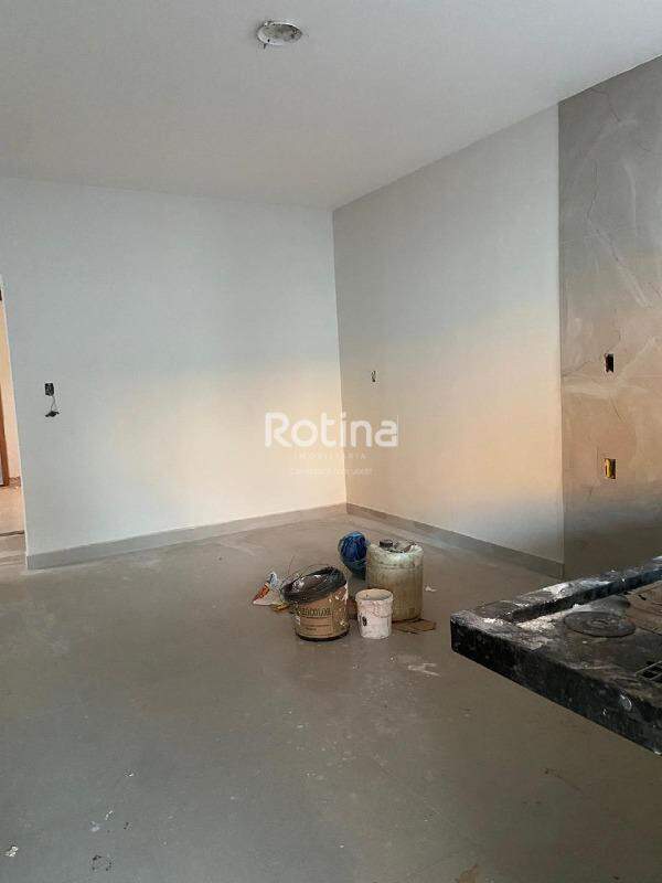 Casa à venda, 3 quartos em Uberlândia no bairro Jardim Brasília no valor de R$ 440.000,00 - Rotina Imobiliária: 