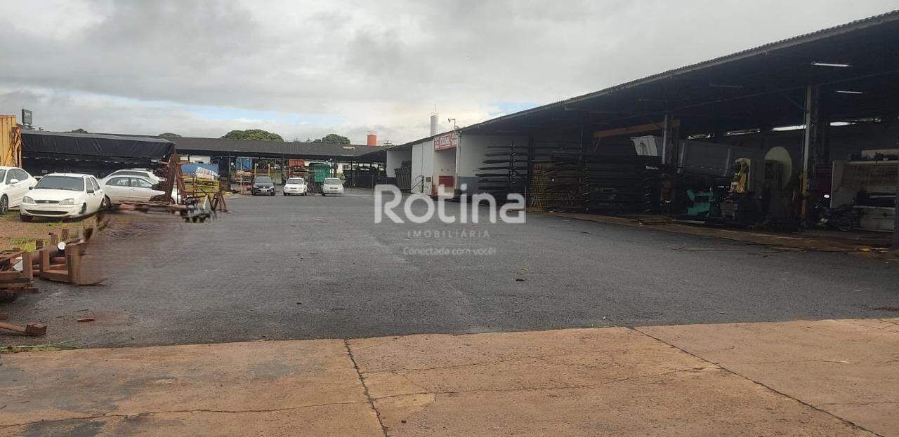 Galpão para alugar, em Uberlândia no bairro Distrito Industrial no valor de R$ 25.000,00 - Rotina Imobiliária: 