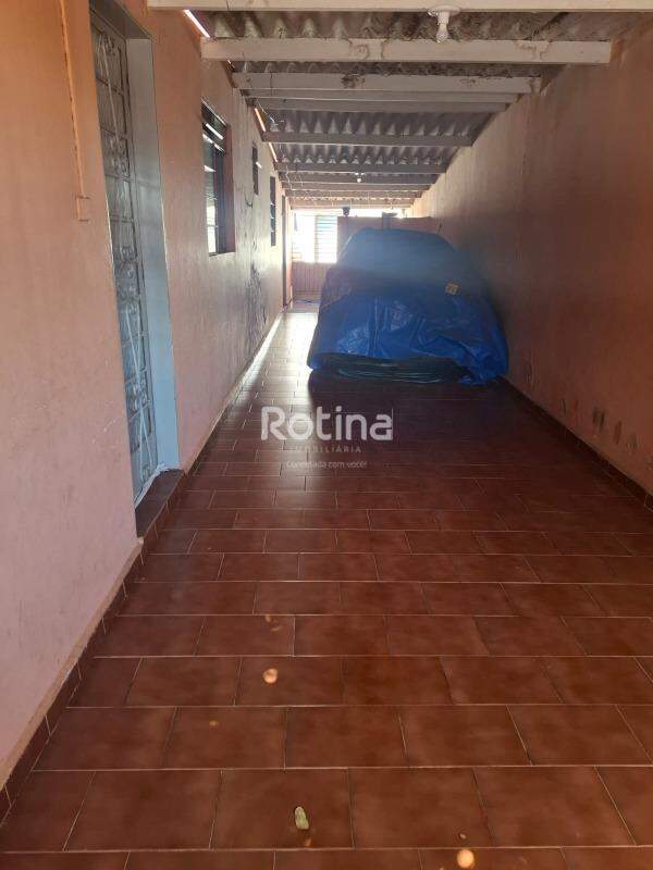 Casa à venda, 3 quartos em Uberlândia no bairro Presidente Roosevelt no valor de R$ 550.000,00 - Rotina Imobiliária: 