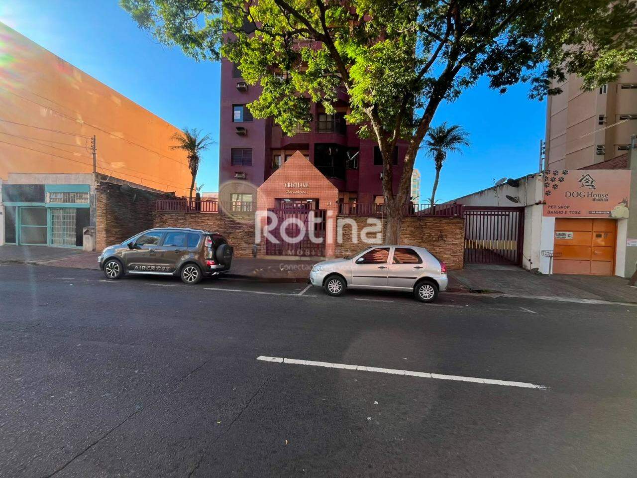Apartamento para alugar, 1 quarto em Uberlândia no bairro Centro no valor de R$ 1.350,00 - Rotina Imobiliária: 