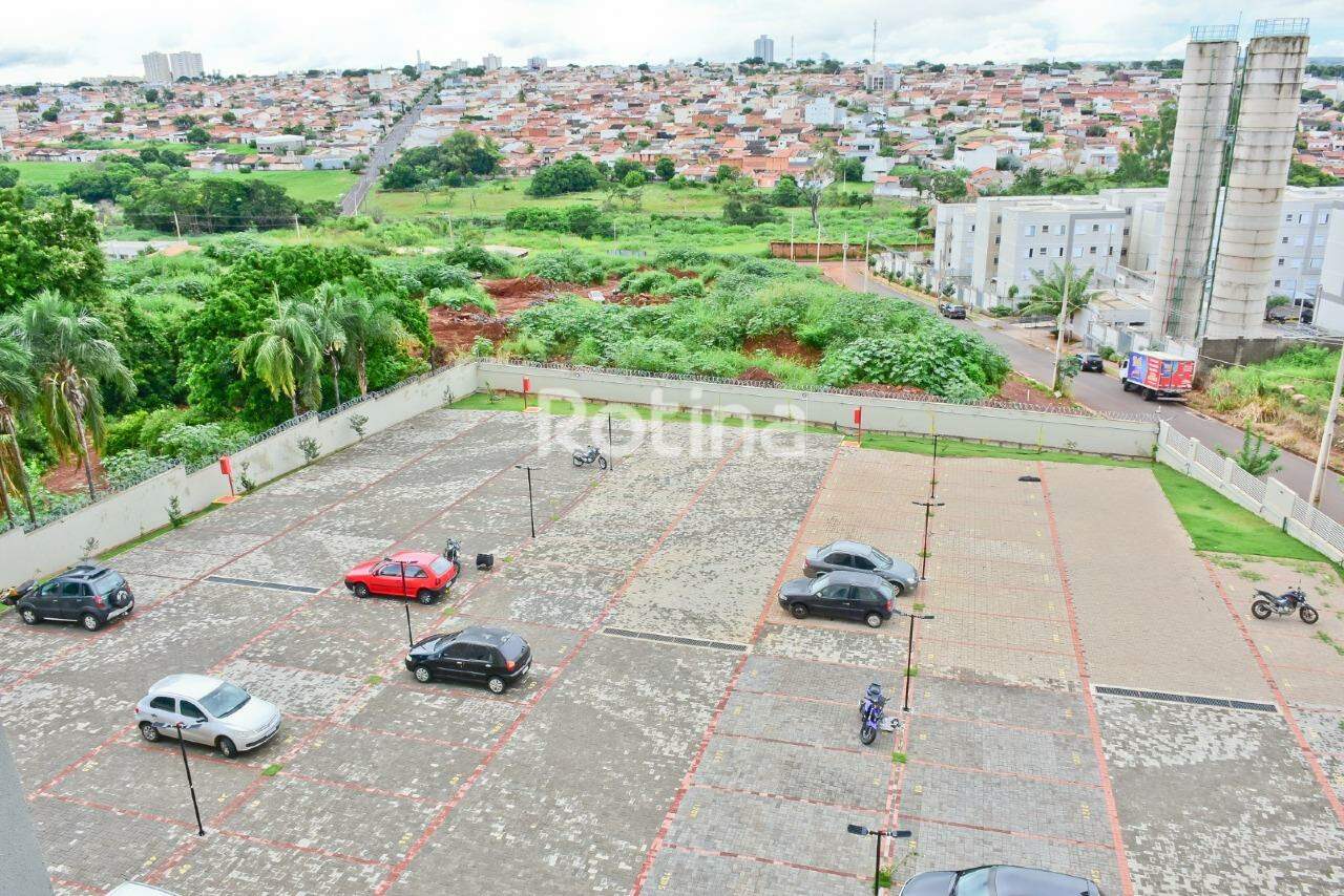 Apartamento à venda, 2 quartos em Uberlândia no bairro Chacaras Tubalina e Quartel no valor de R$ 260.000,00 - Rotina Imobiliária: 