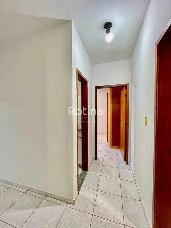 Apartamento à venda, 3 quartos em Uberlândia no bairro Brasil no valor de R$ 390.000,00 - Rotina Imobiliária: 
