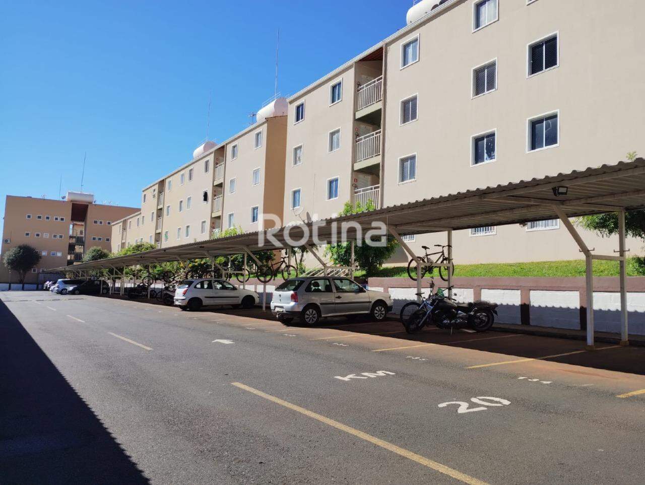 Apartamento para alugar, 3 quartos em Uberlândia no bairro Chacaras Tubalina e Quartel no valor de R$ 1.300,00 - Rotina Imobiliária: 