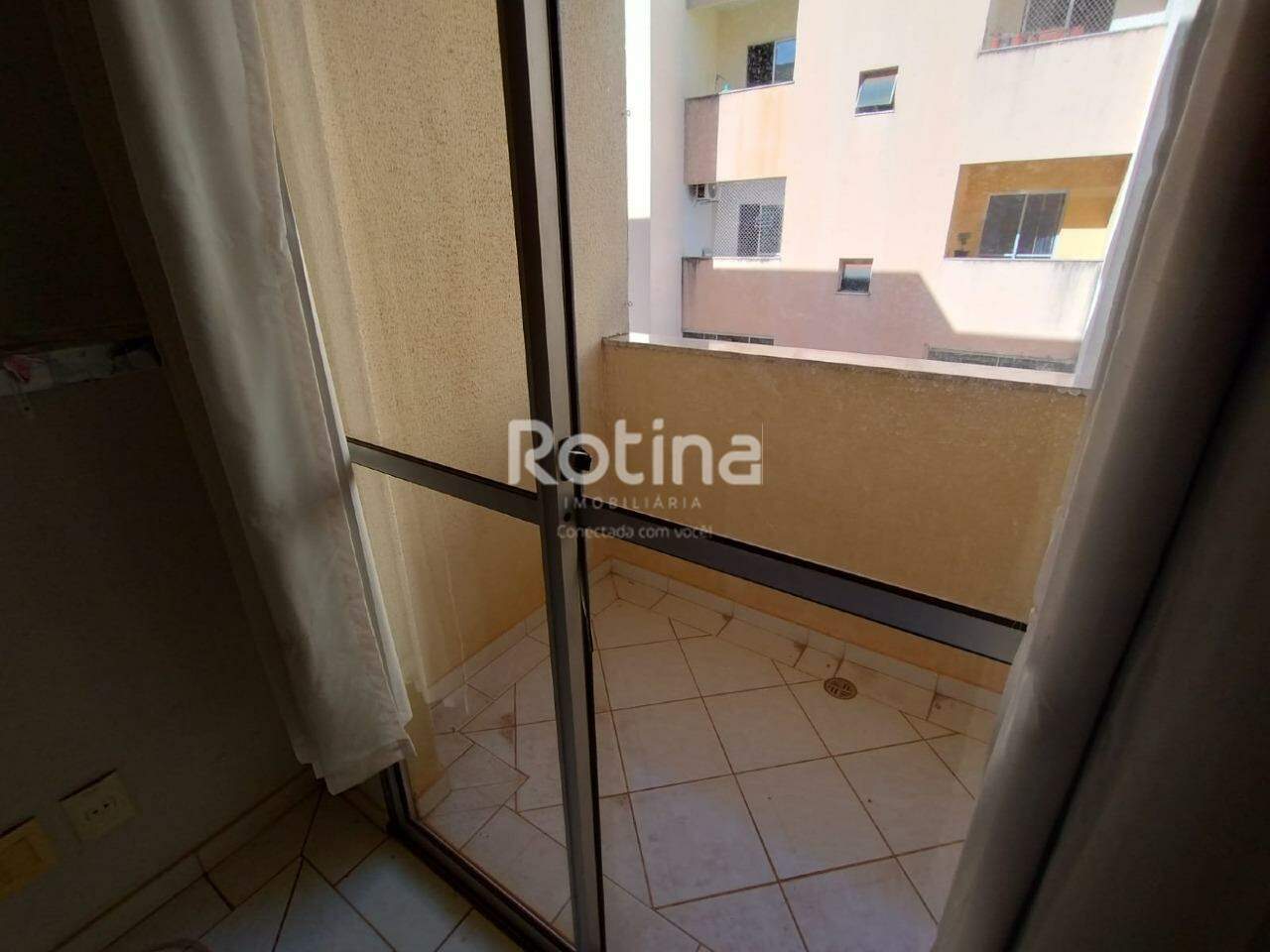 Apartamento para alugar, 2 quartos em Uberlândia no bairro Santa Mônica no valor de R$ 1.500,00 - Rotina Imobiliária: 