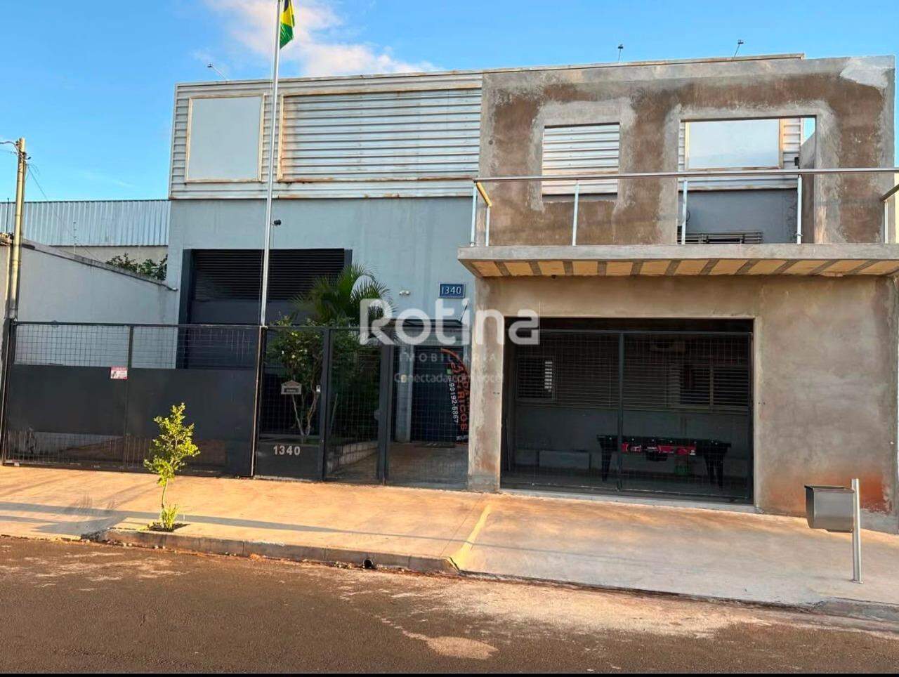 Galpão para alugar, em Uberlândia no bairro Alto Umuarama no valor de R$ 15.000,00 - Rotina Imobiliária: 