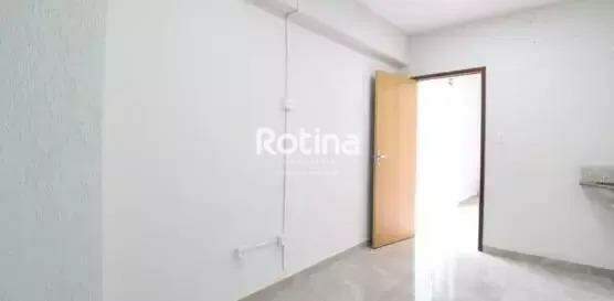 Sala para alugar, em Uberlândia no bairro Jardim Karaíba no valor de R$ 1.500,00 - Rotina Imobiliária: 