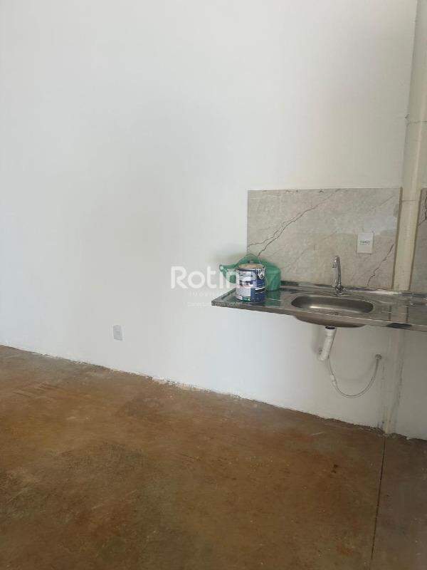 Galpão para alugar, em Uberlândia no bairro Novo Mundo no valor de R$ 5.500,00 - Rotina Imobiliária: 