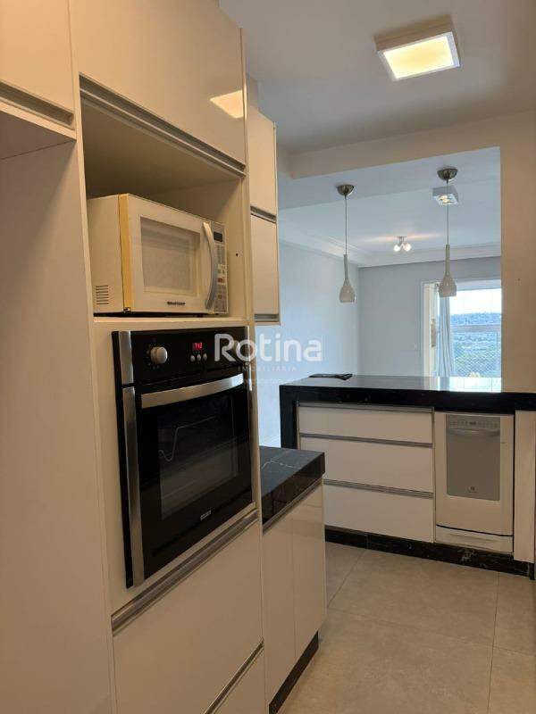 Apartamento à venda, 3 quartos em Uberlândia no bairro Jardim Karaíba no valor de R$ 1.100.000,00 - Rotina Imobiliária: 