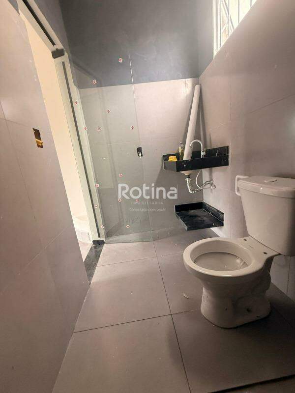 Loja à venda, em Uberlândia no bairro Jaraguá no valor de R$ 395.000,00 - Rotina Imobiliária: 