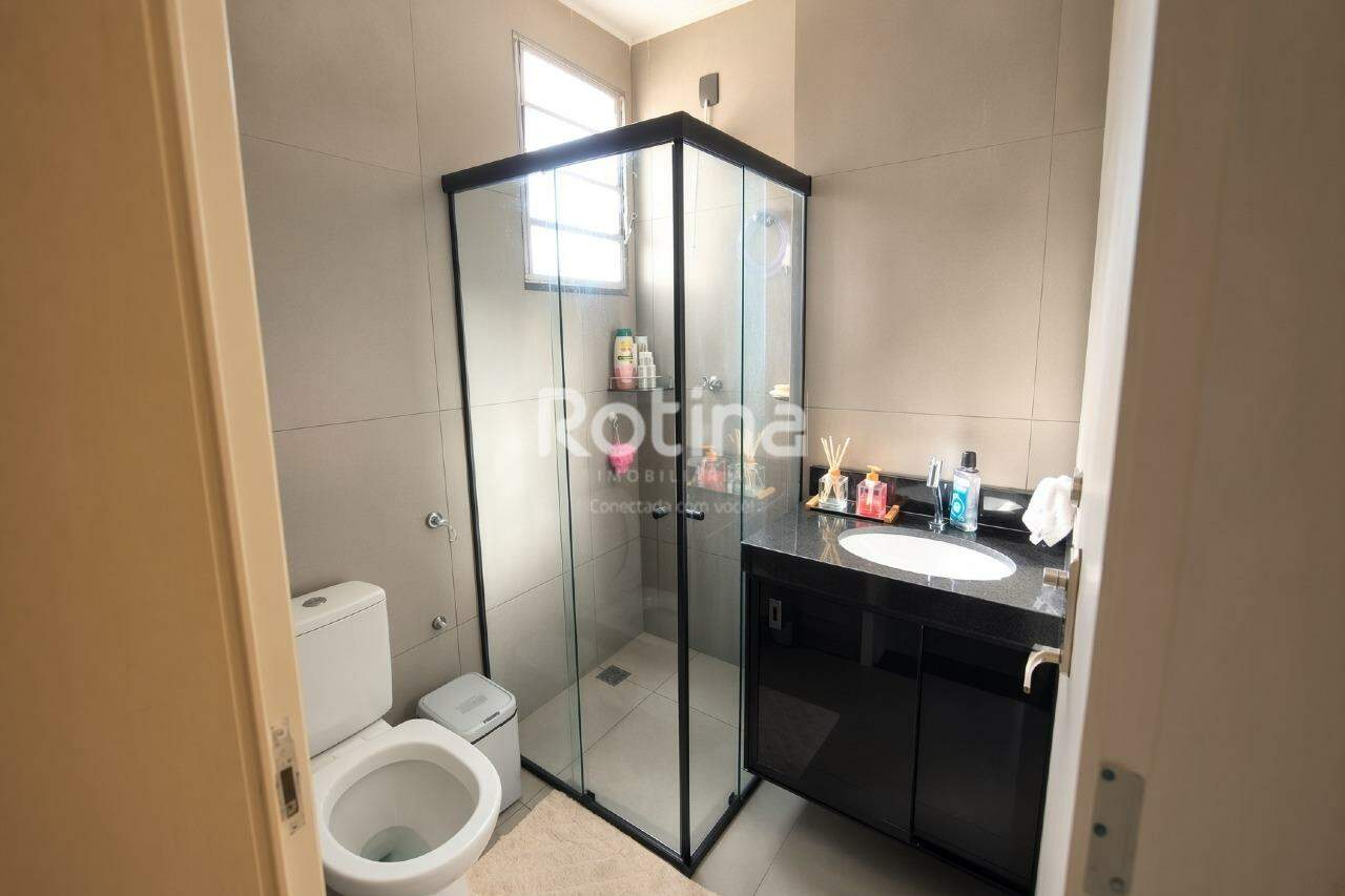 Apartamento à venda, 3 quartos em Uberlândia no bairro Jardim Europa no valor de R$ 210.000,00 - Rotina Imobiliária: 