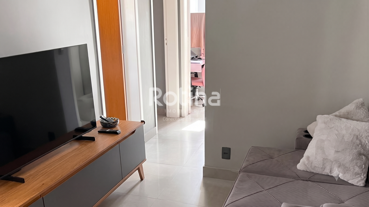 Apartamento à venda, 3 quartos em Uberlândia no bairro Jardim Europa no valor de R$ 220.000,00 - Rotina Imobiliária: 