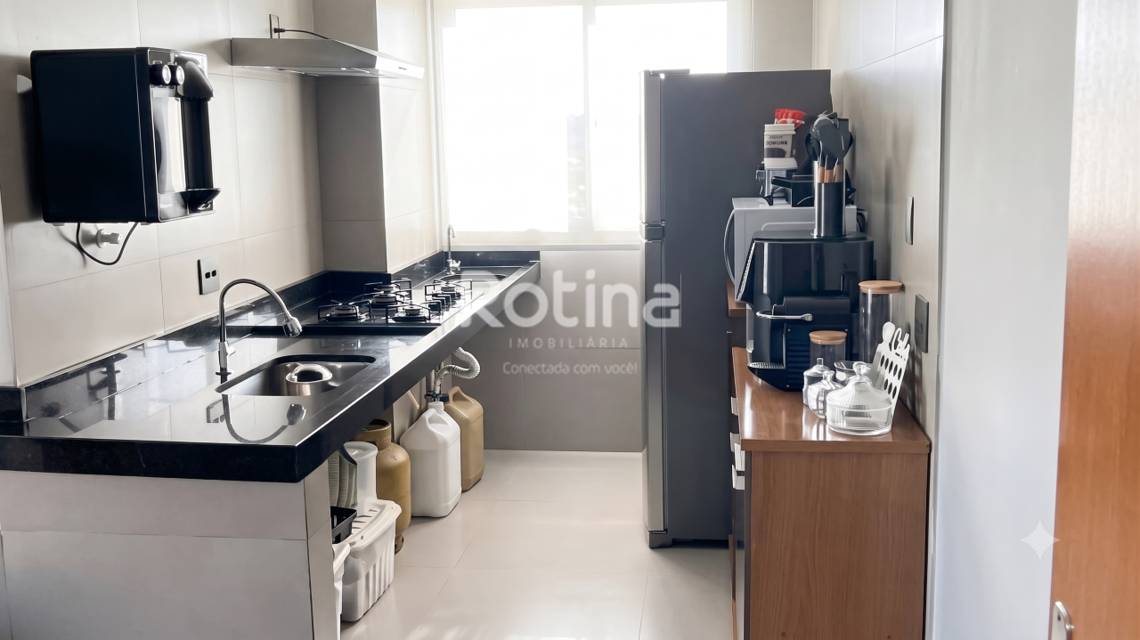 Apartamento à venda, 3 quartos em Uberlândia no bairro Jardim Europa no valor de R$ 220.000,00 - Rotina Imobiliária: 