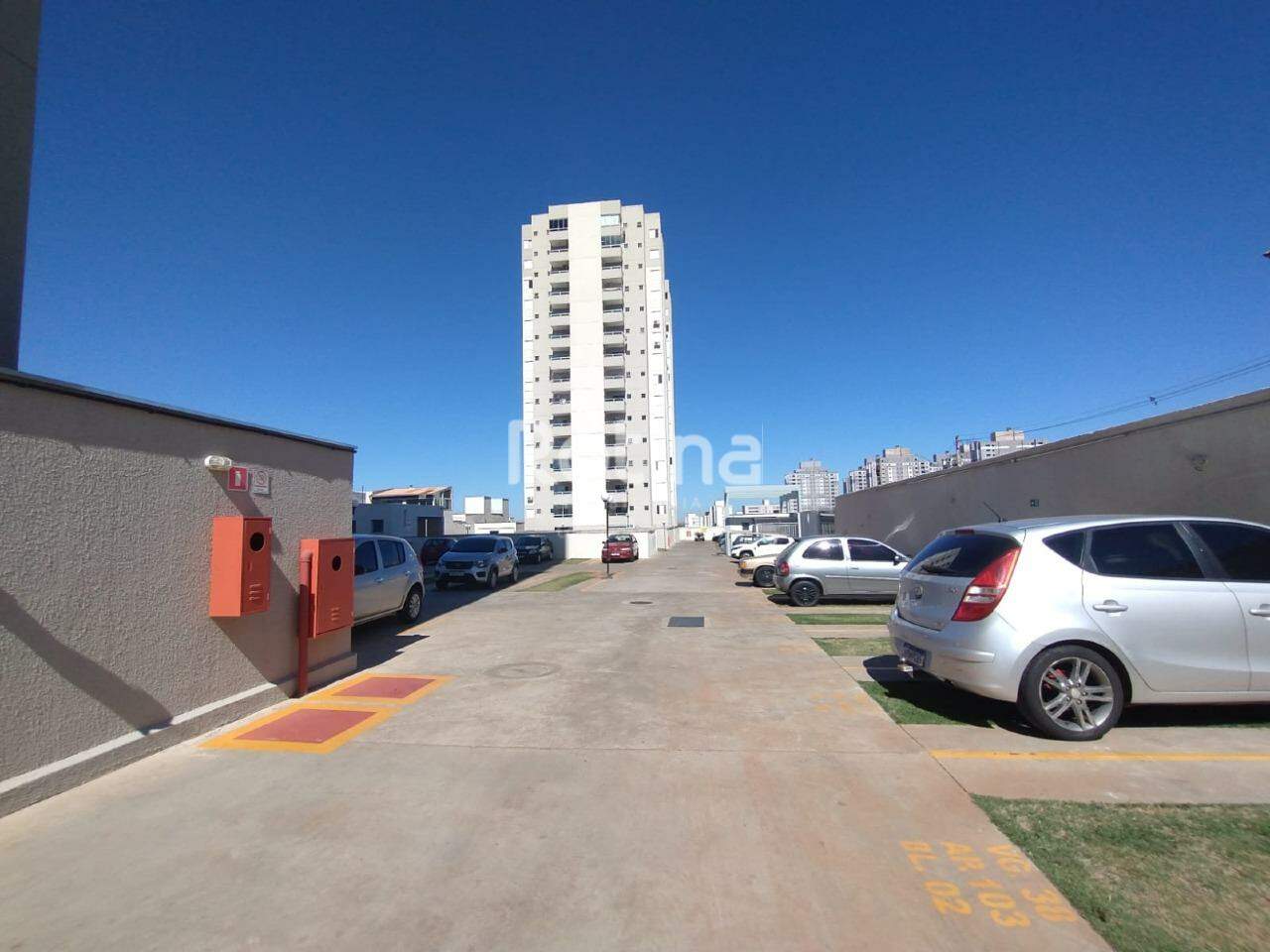 Apartamento para alugar, 2 quartos em Uberlândia no bairro Laranjeiras no valor de R$ 1.400,00 - Rotina Imobiliária: 