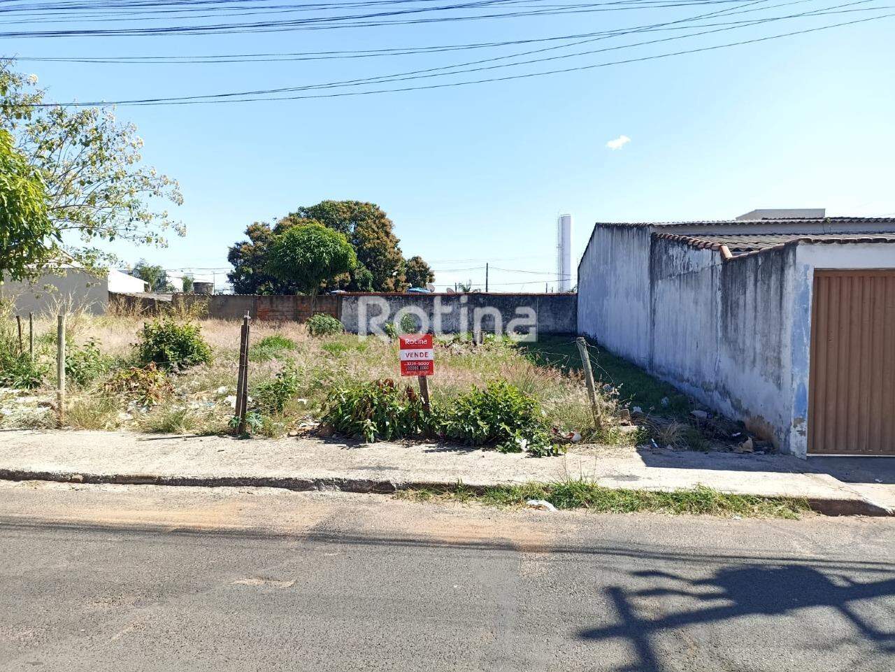 Terreno à venda, em Uberlândia no bairro Aclimação no valor de R$ 220.000,00 - Rotina Imobiliária: 
