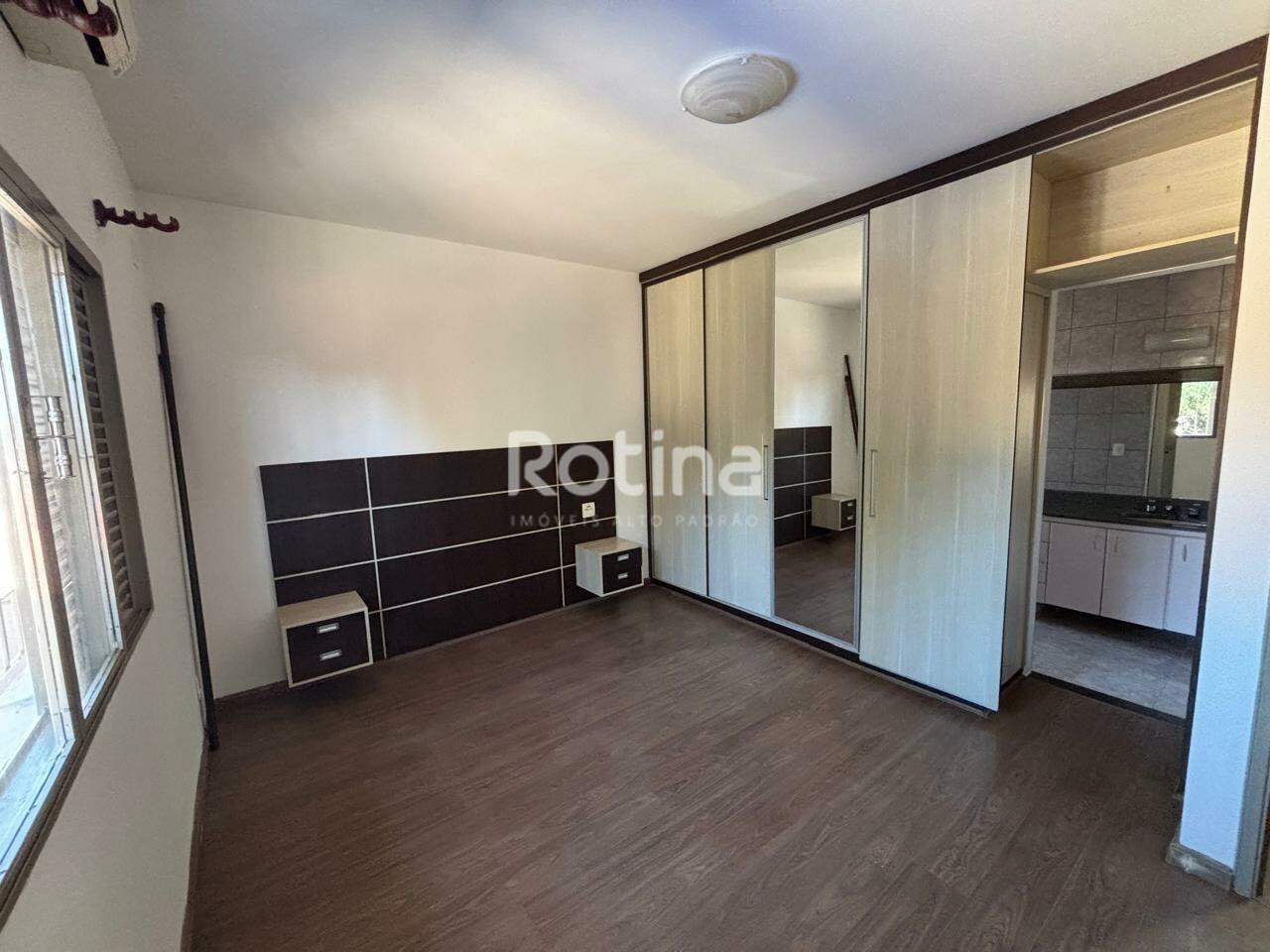 Casa à venda, 4 quartos em Uberlândia no bairro Cidade Jardim no valor de R$ 2.500.000,00 - Rotina Imobiliária: 