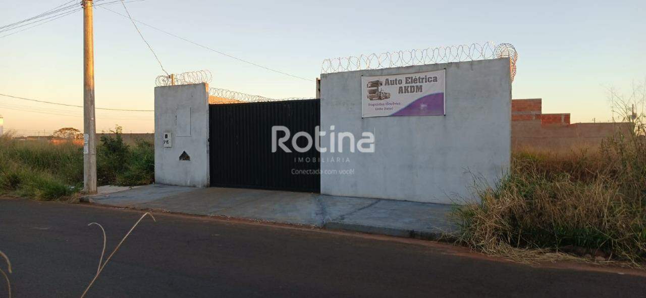 Galpão para alugar, em Uberlândia no bairro Loteamento Luizote de Freitas IV no valor de R$ 2.500,00 - Rotina Imobiliária: 