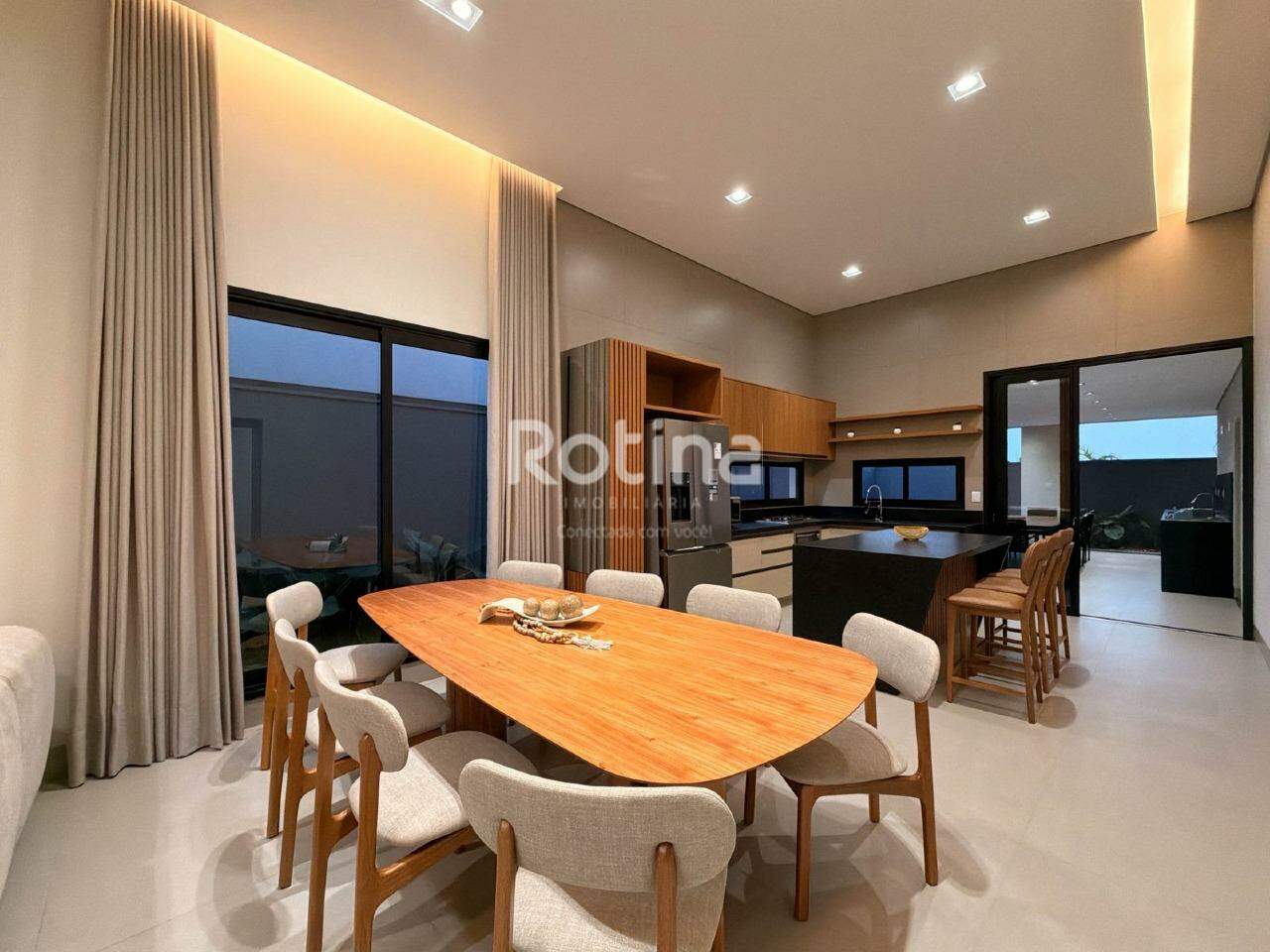 Casa Condomínio Fechado à venda, 3 quartos em Uberlândia no bairro Cond. Golden Village no valor de R$ 2.790.000,00 - Rotina Imobiliária: 