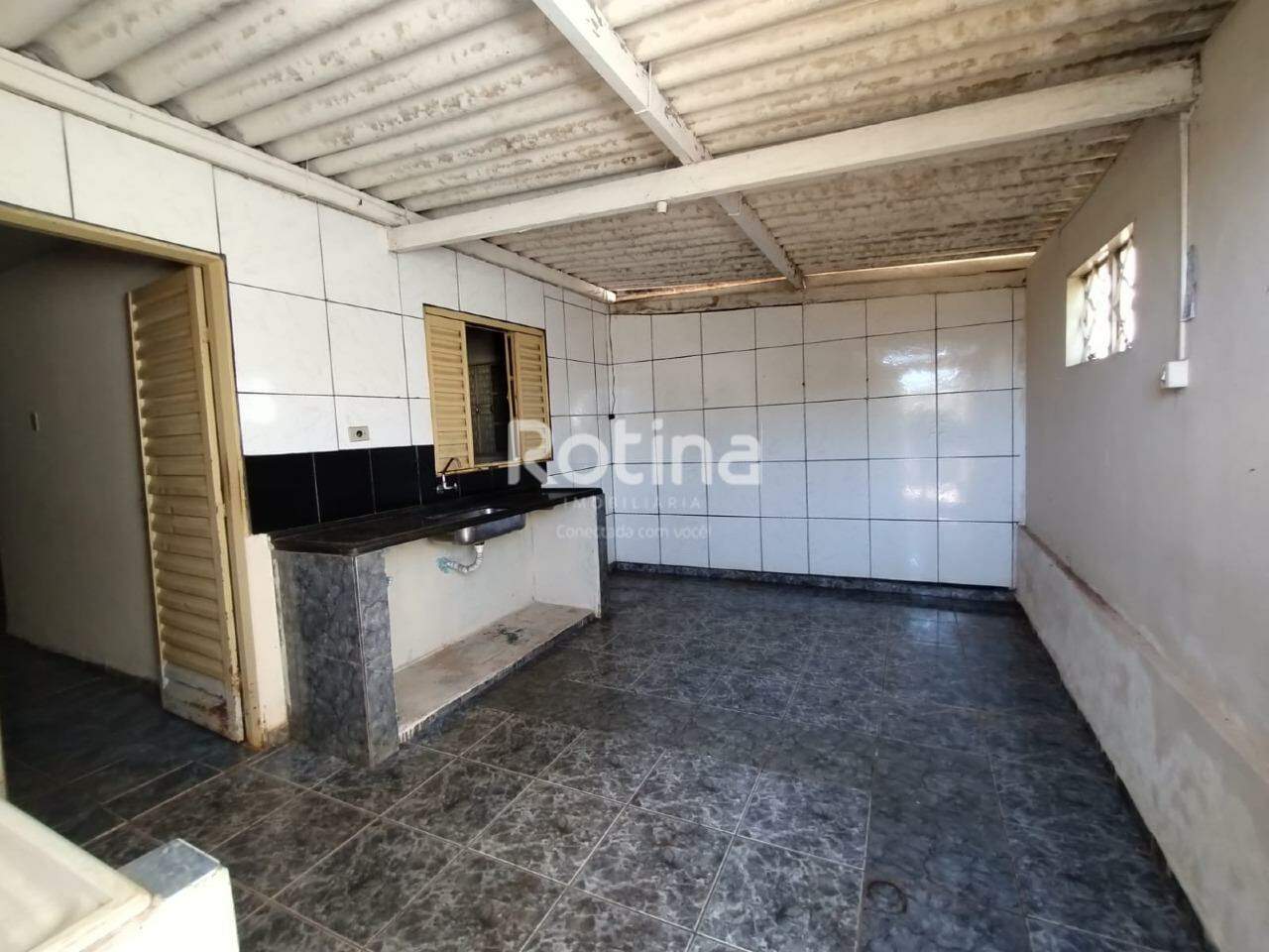 Casa à venda, 3 quartos em Uberlândia no bairro Jaraguá no valor de R$ 320.000,00 - Rotina Imobiliária: 