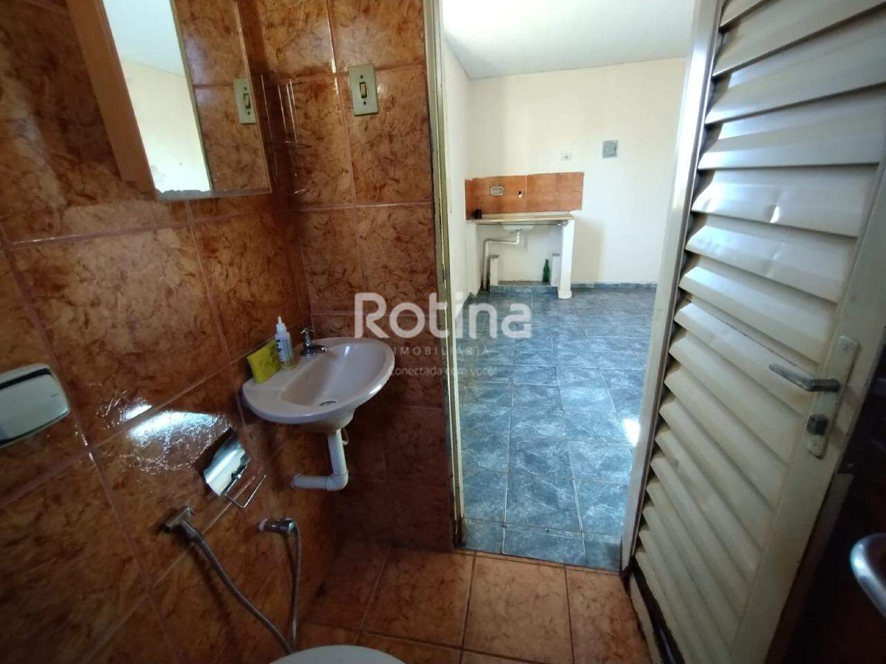 Casa à venda, 3 quartos em Uberlândia no bairro Jaraguá no valor de R$ 320.000,00 - Rotina Imobiliária: 