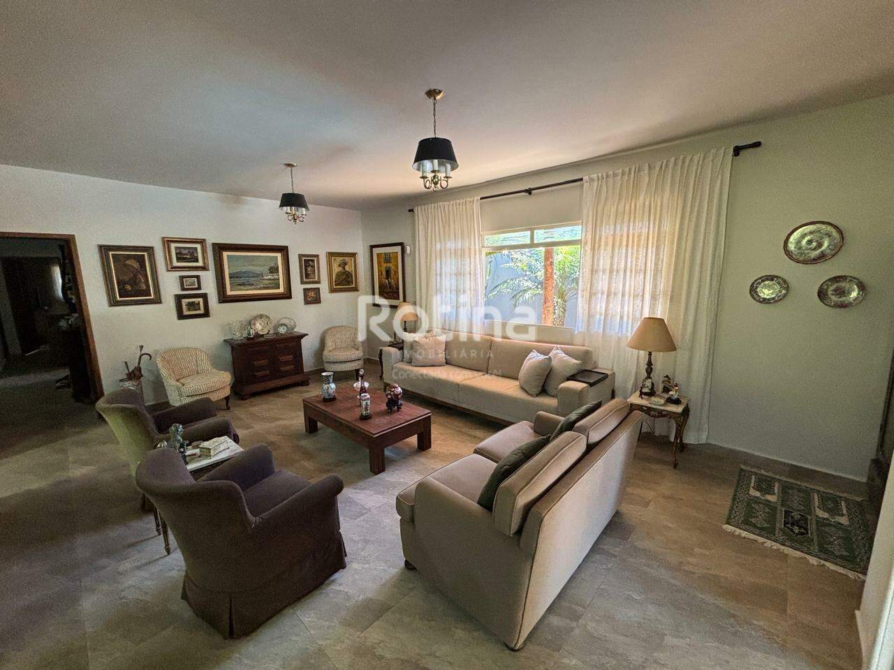 Casa para alugar, em Uberlândia no bairro Cidade Jardim no valor de R$ 11.000,00 - Rotina Imobiliária: 