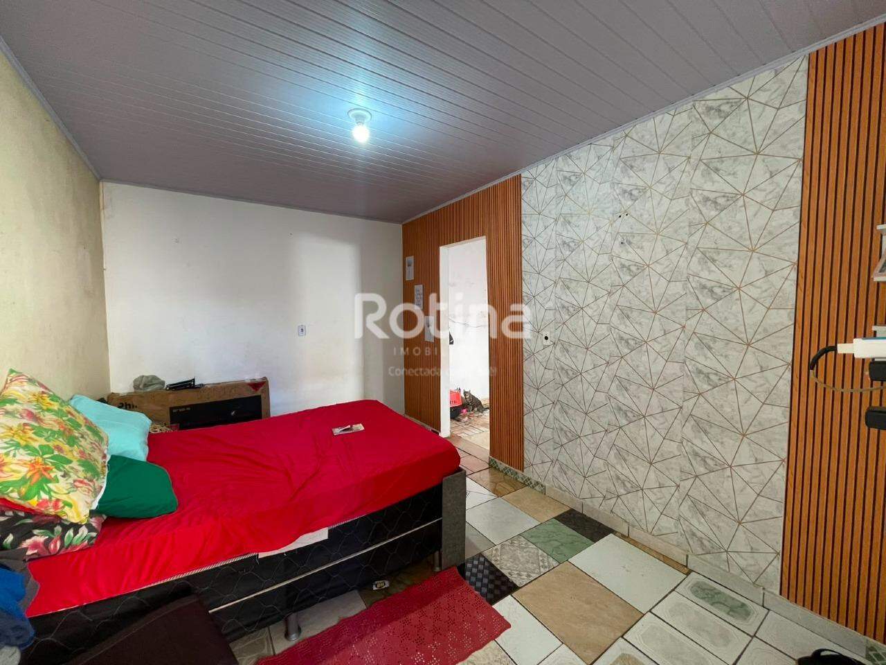Casa para alugar, 2 quartos em Uberlândia no bairro Luizote de Freitas no valor de R$ 900,00 - Rotina Imobiliária: 