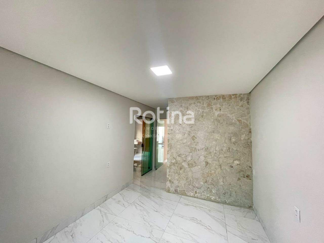 Casa para alugar, 3 quartos em Uberlândia no bairro Martins no valor de R$ 6.900,00 - Rotina Imobiliária: 