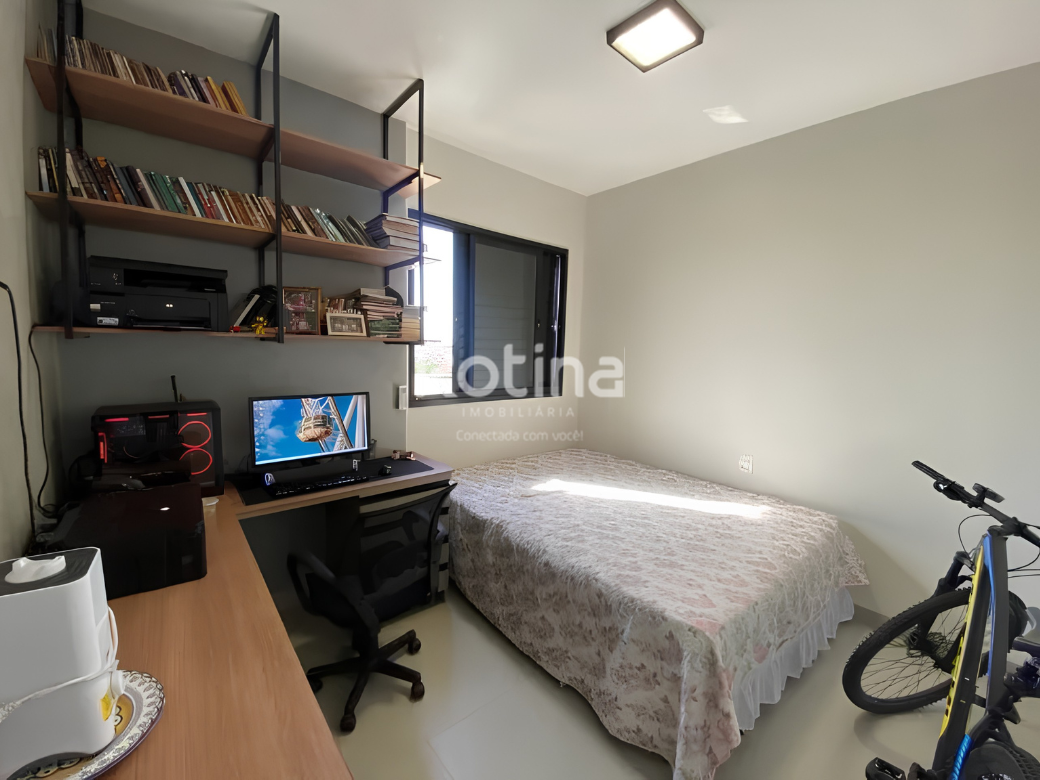Apartamento à venda, 3 quartos em Uberlândia no bairro Chacaras Tubalina e Quartel no valor de R$ 550.000,00 - Rotina Imobiliária: 