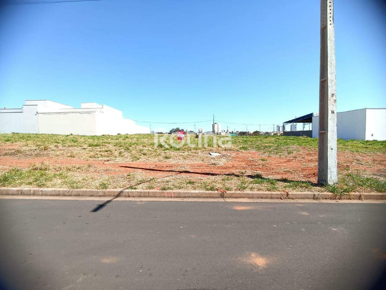 Terreno à venda, em Uberlândia no bairro Aclimação no valor de R$ 260.000,00 - Rotina Imobiliária: 
