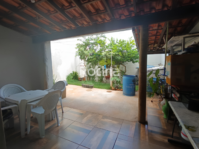 Casa Condomínio Fechado à venda, 3 quartos em Uberlândia no bairro Aclimação no valor de R$ 400.000,00 - Rotina Imobiliária: 