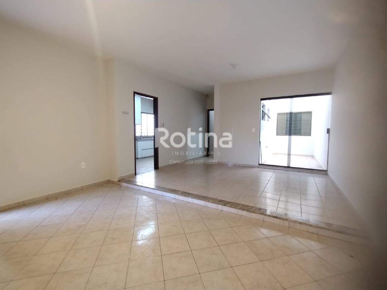 Casa para alugar, 3 quartos em Uberlândia no bairro Alto Umuarama no valor de R$ 3.800,00 - Rotina Imobiliária: 