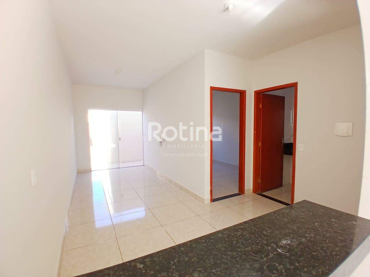 Casa para alugar, 2 quartos em Uberlândia no bairro Shopping Park no valor de R$ 1.700,00 - Rotina Imobiliária: 