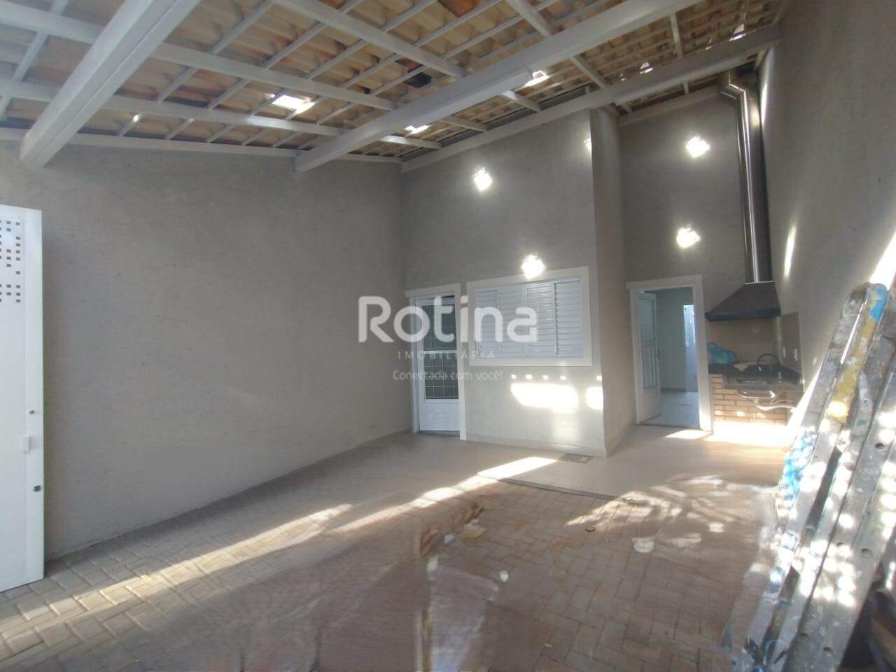 Casa para alugar, 3 quartos em Uberlândia no bairro Custódio Pereira no valor de R$ 2.300,00 - Rotina Imobiliária: 