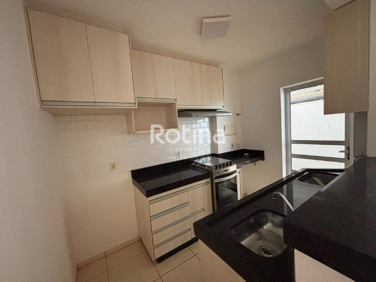 Apartamento para alugar, 2 quartos em Uberlândia no bairro Aclimação no valor de R$ 1.400,00 - Rotina Imobiliária: 