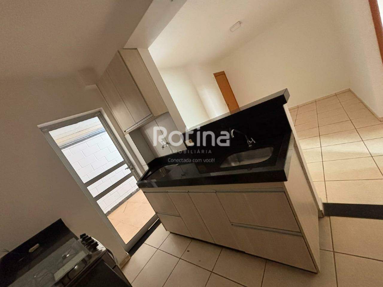 Apartamento para alugar, 2 quartos em Uberlândia no bairro Aclimação no valor de R$ 1.400,00 - Rotina Imobiliária: 