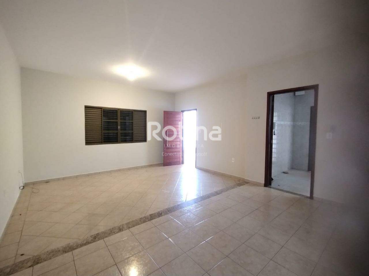 Casa à venda, 3 quartos em Uberlândia no bairro Alto Umuarama no valor de R$ 700.000,00 - Rotina Imobiliária: 