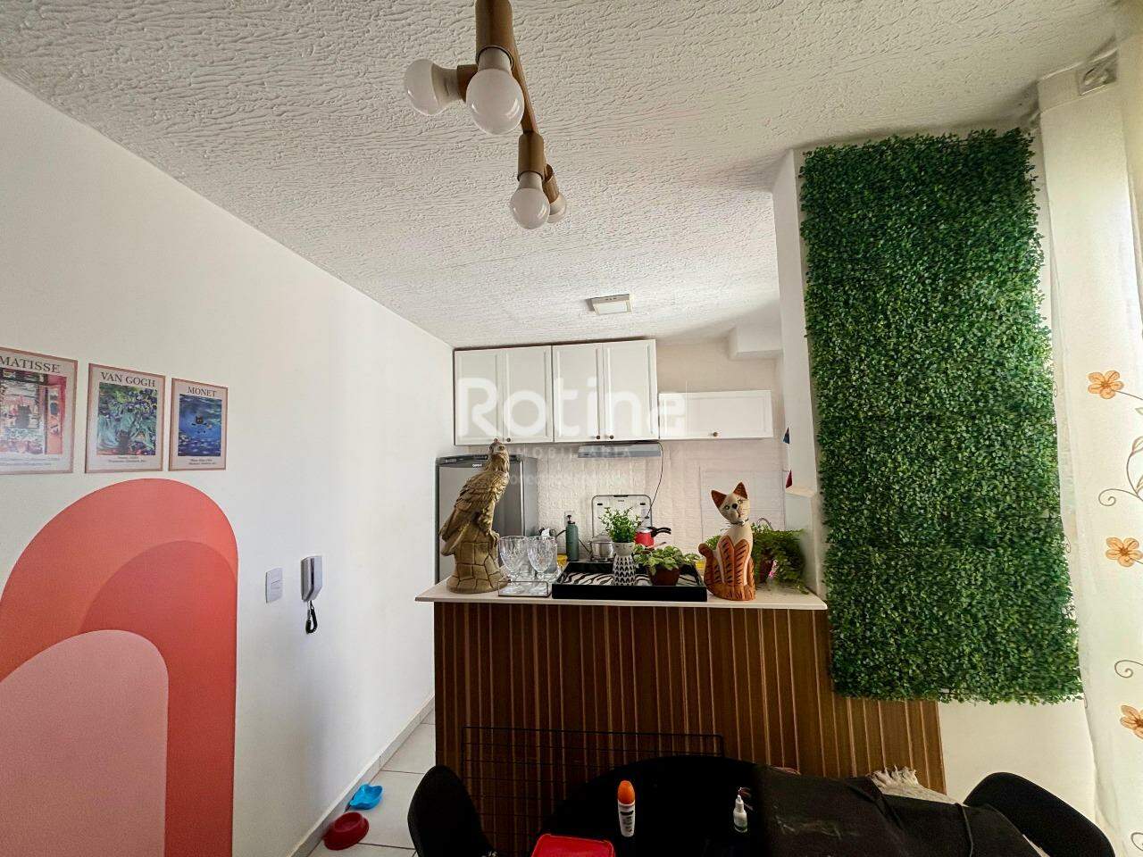 Apartamento à venda, 2 quartos em Uberlândia no bairro Jardim Patrícia no valor de R$ 190.000,00 - Rotina Imobiliária: 