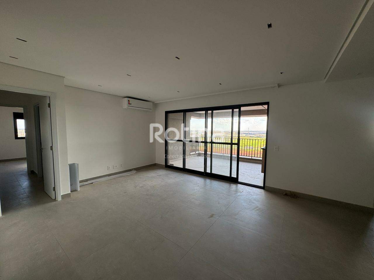 Apartamento para alugar, 3 quartos em Uberlândia no bairro Jardim Sul no valor de R$ 7.000,00 - Rotina Imobiliária: 