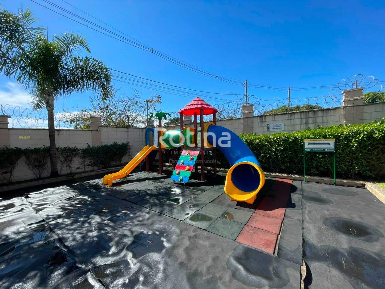 Apartamento para alugar, 2 quartos em Uberlândia no bairro Aclimação no valor de R$ 1.500,00 - Rotina Imobiliária: 