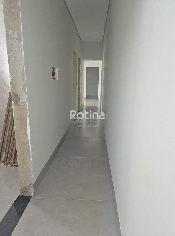 Casa à venda, 3 quartos em Uberlândia no bairro Pampulha no valor de R$ 500.000,00 - Rotina Imobiliária: 