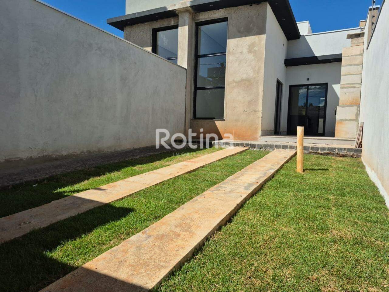Casa à venda, 3 quartos em Uberlândia no bairro Pampulha no valor de R$ 500.000,00 - Rotina Imobiliária: 
